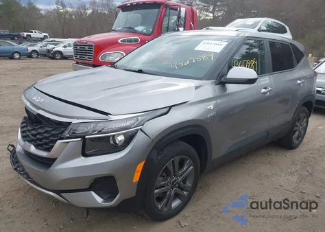 2023 Kia Seltos Lx z USA, uszkodzony, nr VIN KNDEPCAA3P7374906